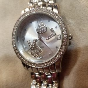 NY & Co. Silvertone watch EUC metal band